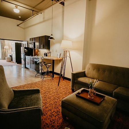 Brewhouse Inn And Suites Milwaukee Extérieur photo