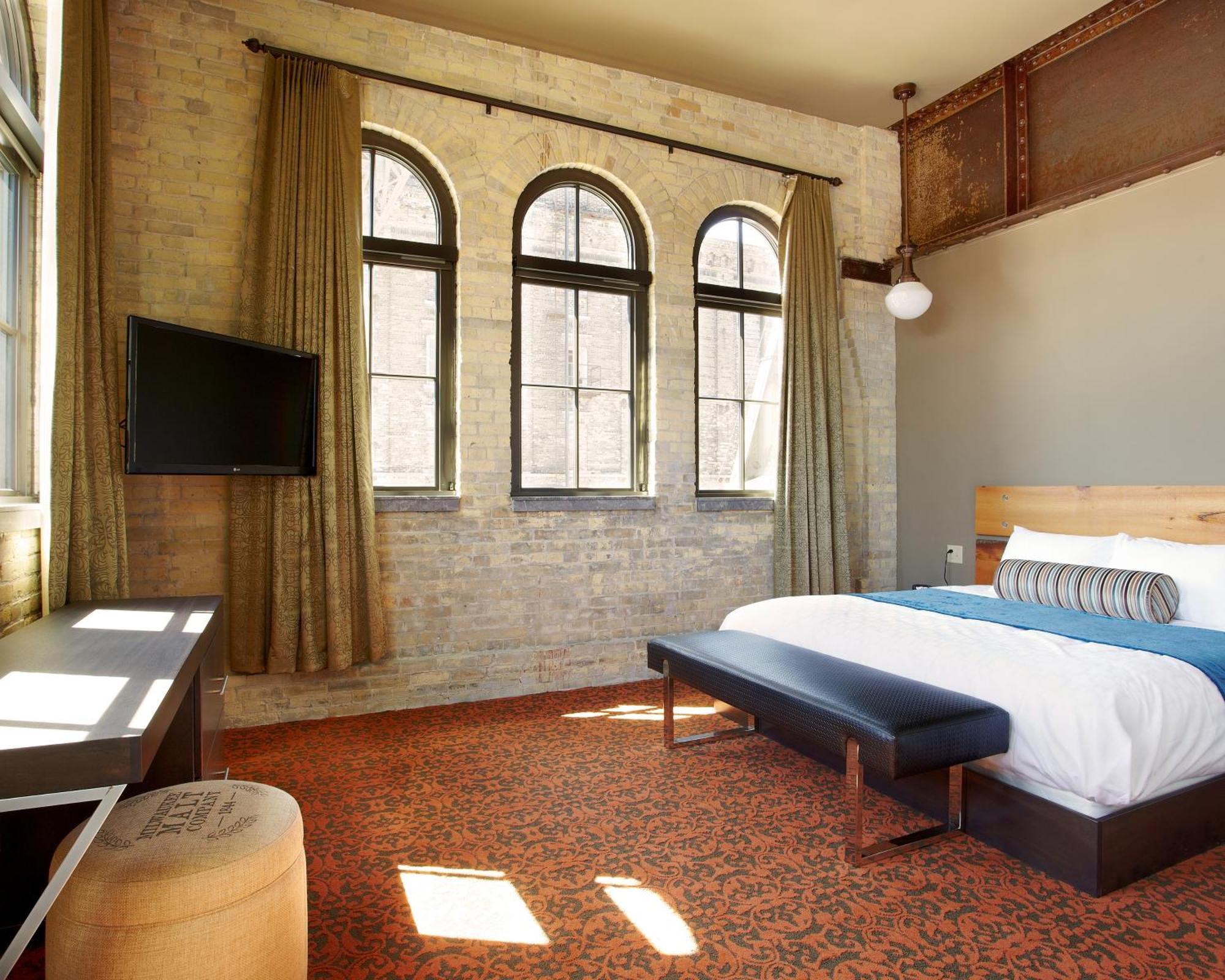 Brewhouse Inn And Suites Milwaukee Extérieur photo