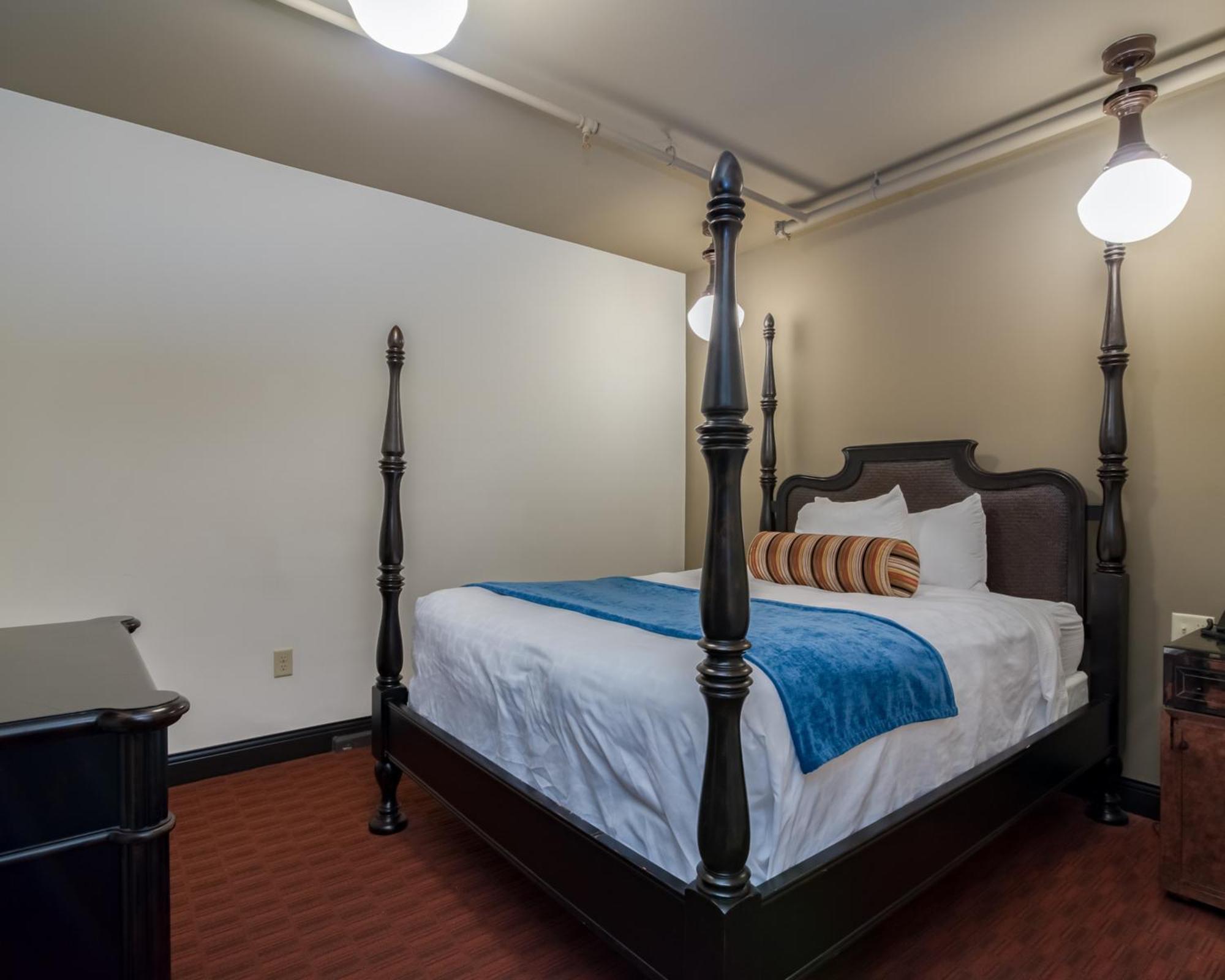 Brewhouse Inn And Suites Milwaukee Extérieur photo
