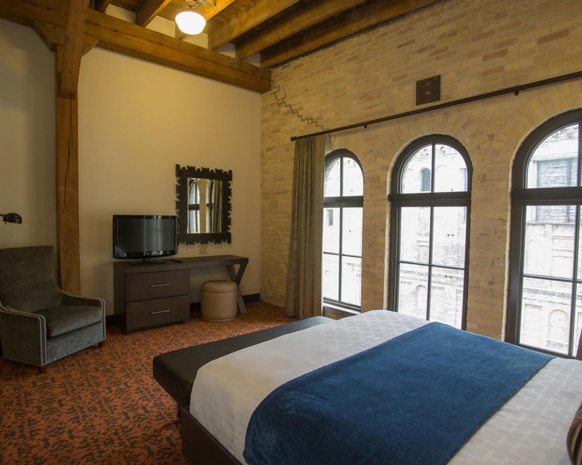 Brewhouse Inn And Suites Milwaukee Extérieur photo